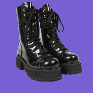 Unif phrankie boot Sz 7